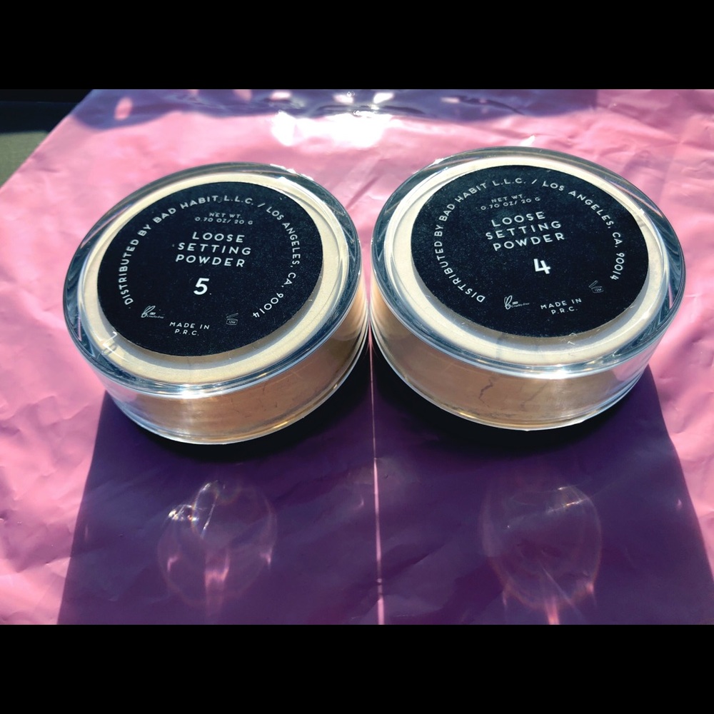 BAD HABIT loose setting powder
